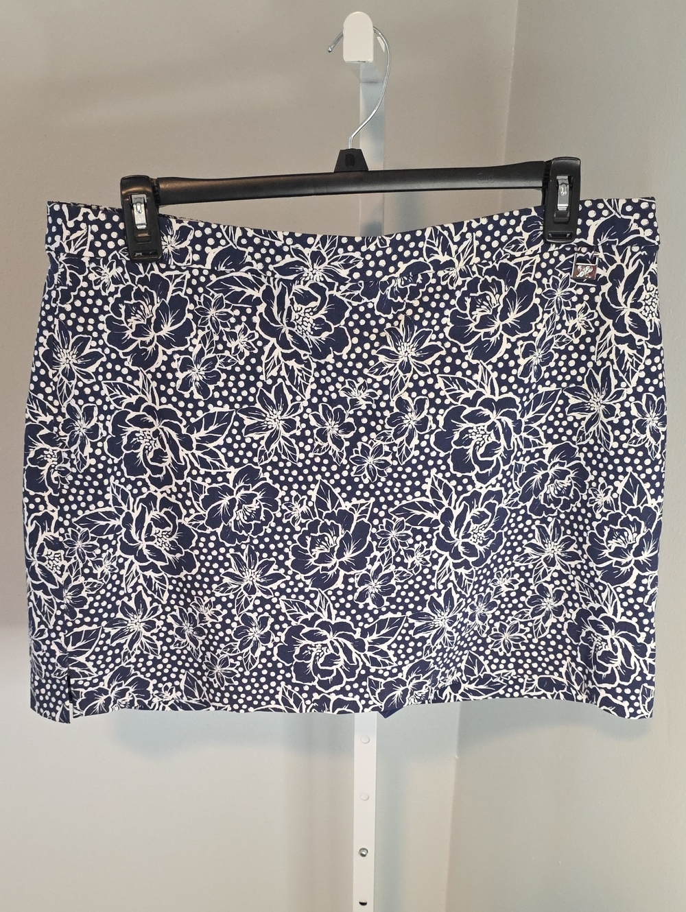 Rafaella Navy Floral Print Skort / XXL